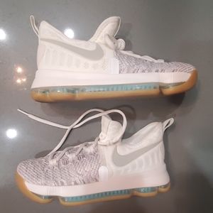 Nike basketball shoes